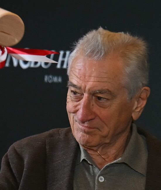 De Niro intensifica su ofensiva contra Trump con nuevos ataques contundentes