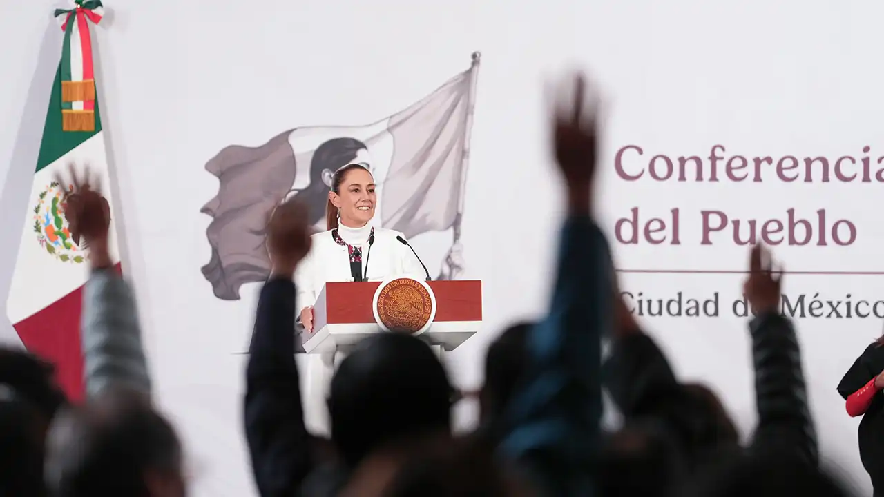 Claudia Sheinbaum avala diversificación accionaria en Banamex tras venta del 24% de su capital